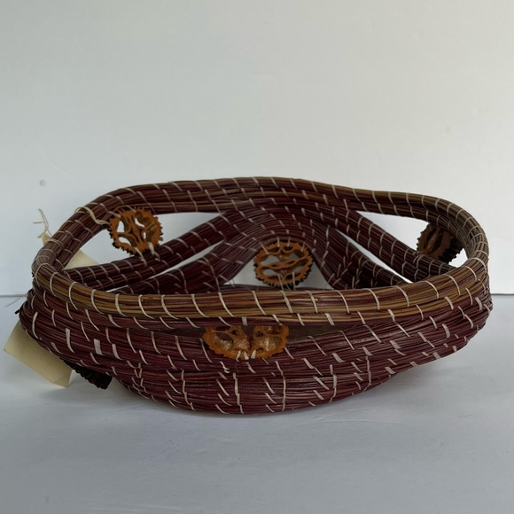 Pine Needle Handcrafted Bowl Walnuts Basket Artisan Rustic Cabin Lodge Nature - Picture 10 of 12